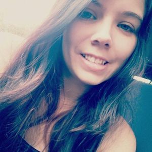 Meet your Posher, Carrie